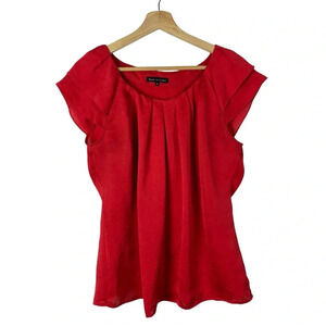 Violet & Claire Red Pleated Short Flutter Sleeve Blouse M